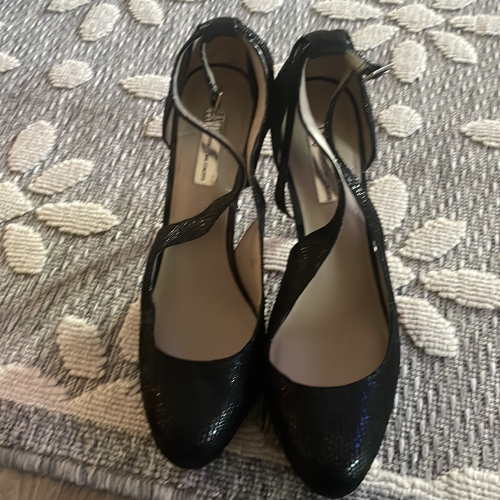 Excellent condition - Picture 2 of 3